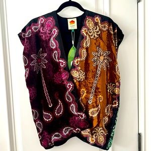 NWT Farm Rio Sweet Mermaids Multi colored blouse. Unique and fun.